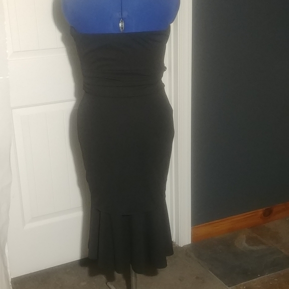 Black Strapless Cocktail Dress - Picture 4 of 5